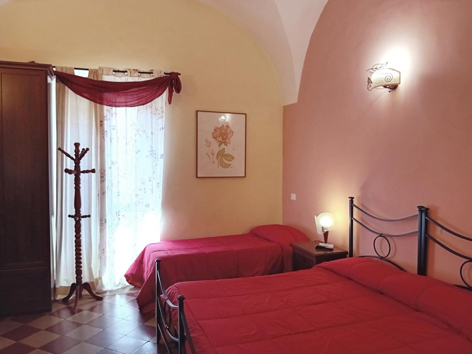 Camere Del Re Таркиния Екстериор снимка