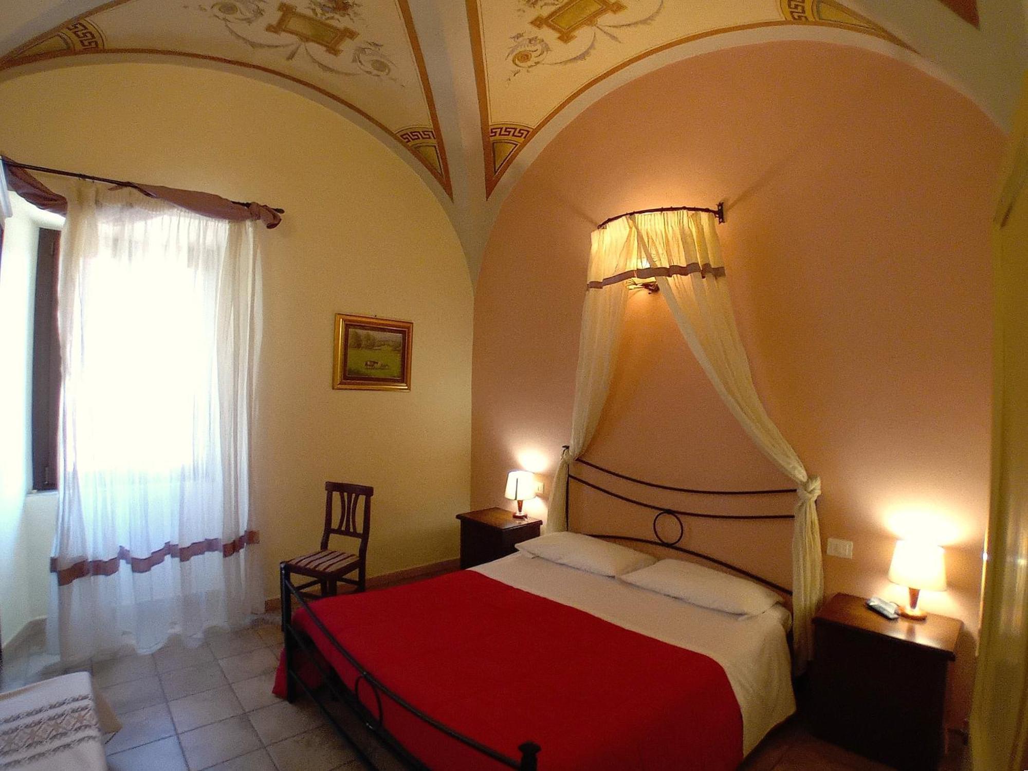 Camere Del Re Таркиния Екстериор снимка