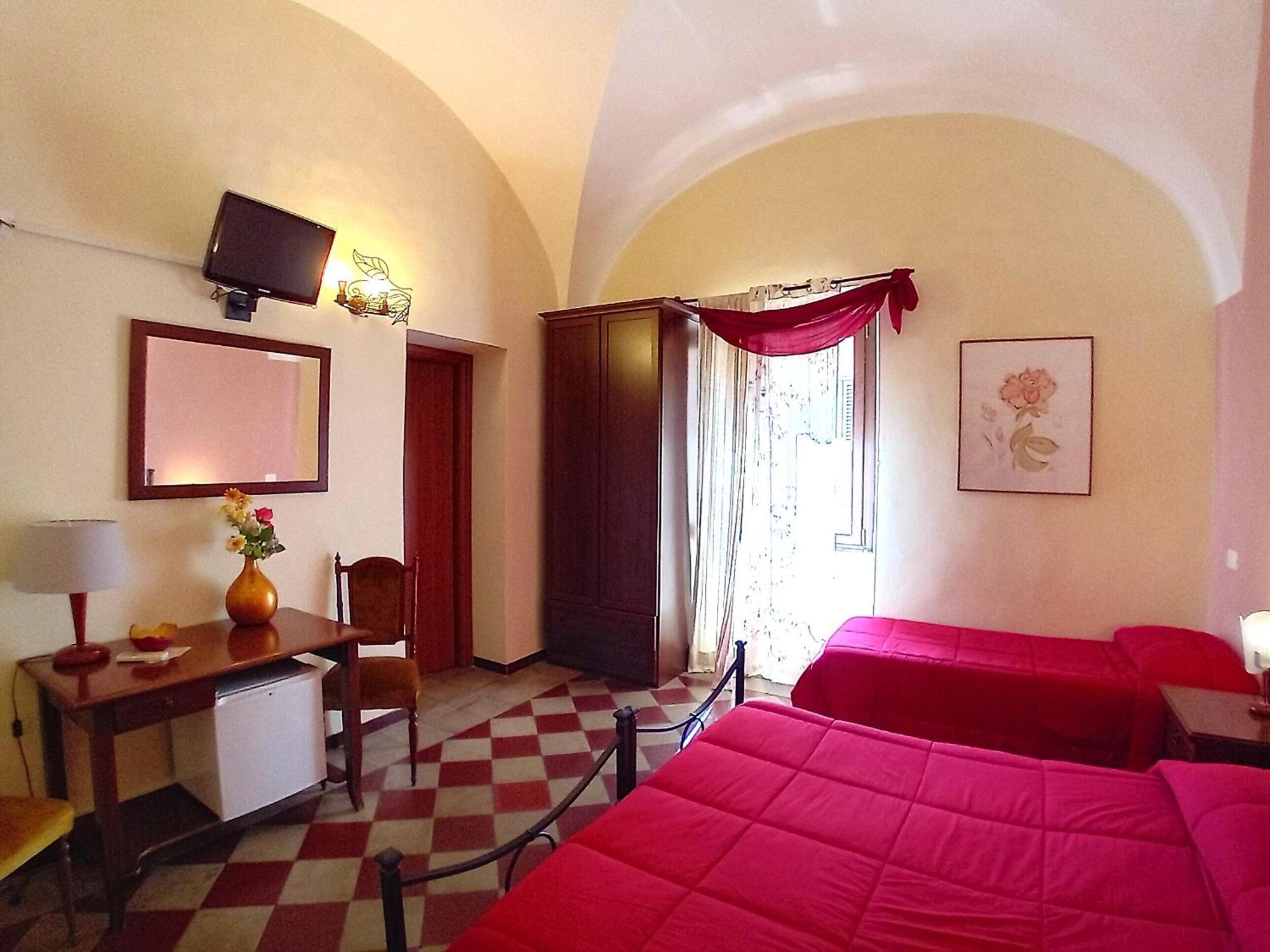 Camere Del Re Таркиния Екстериор снимка